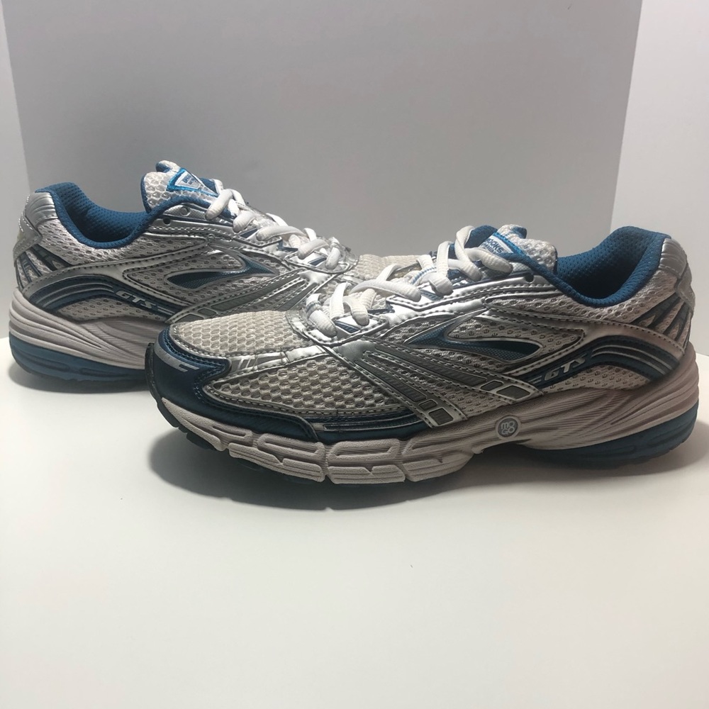 Brooks Adrenaline GTS 9